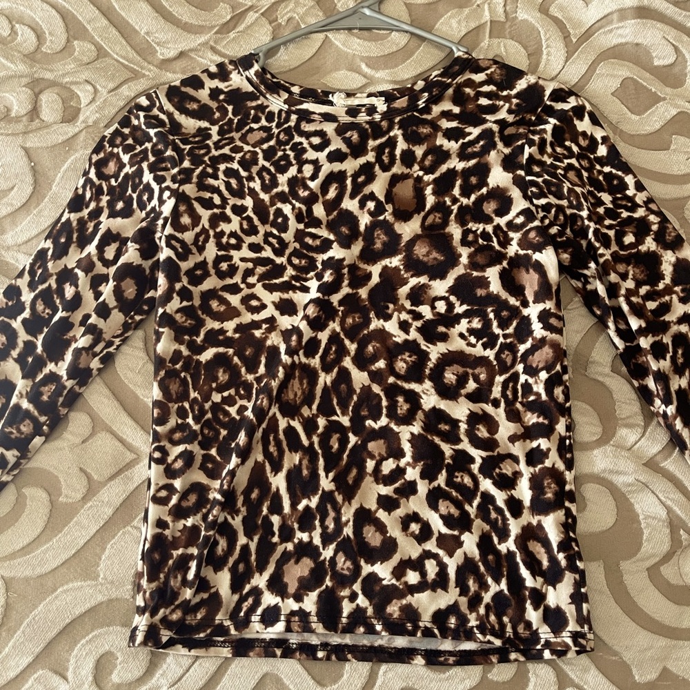 Leopard print long sleeve top